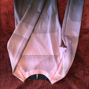 Ultracor pixelated top